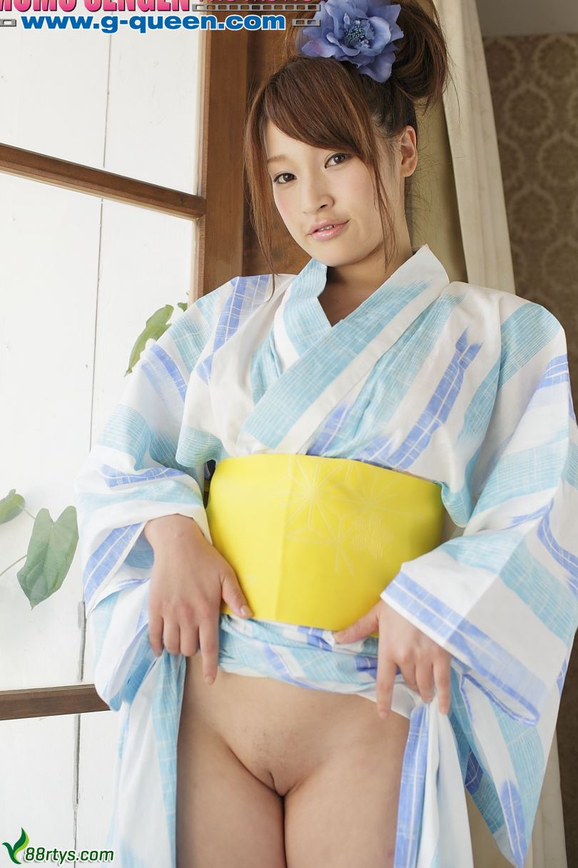 日本美少女粉嫩美穴人体图片