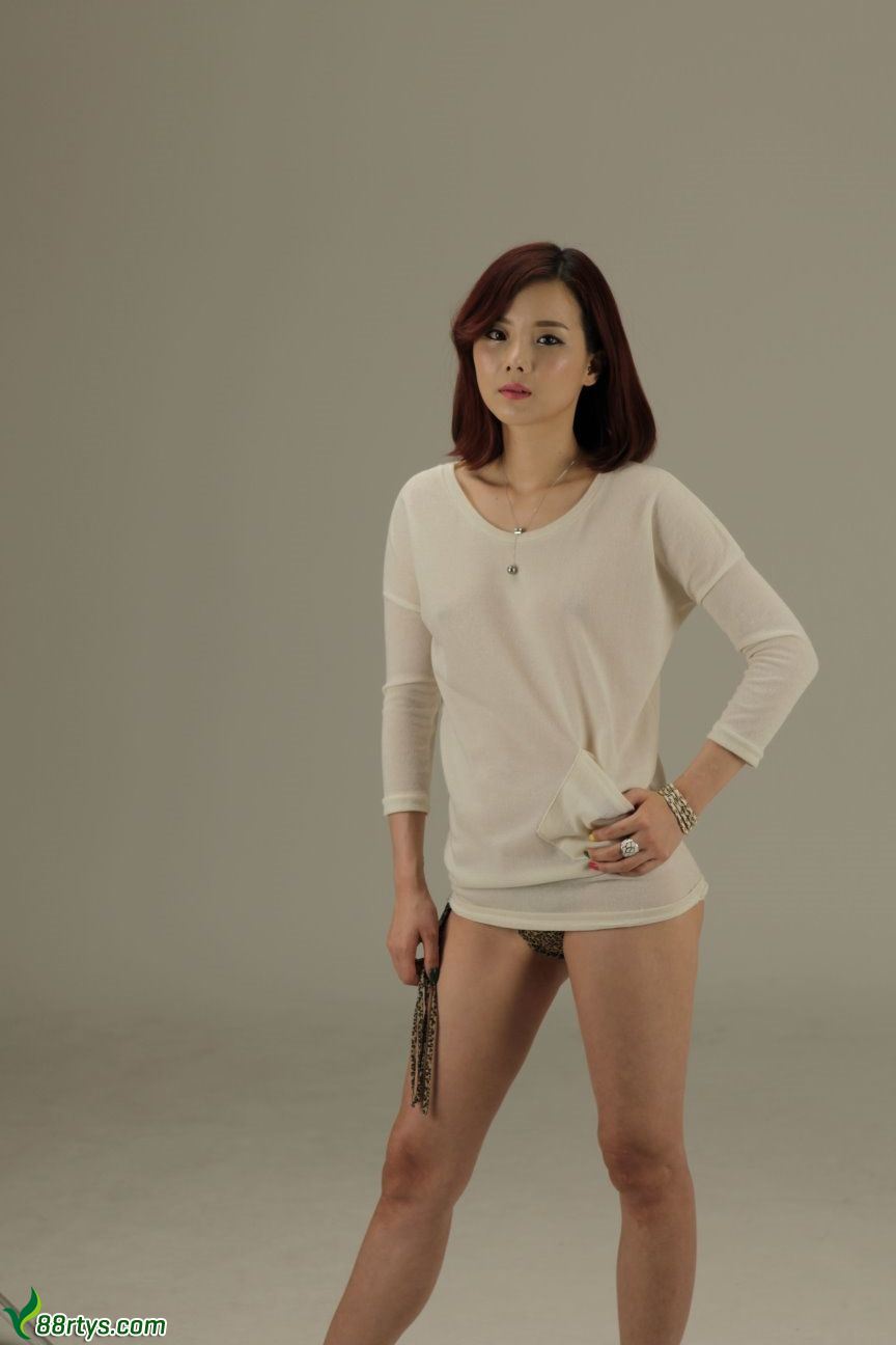 韩国美女楚姬私拍大尺度情趣衣人体