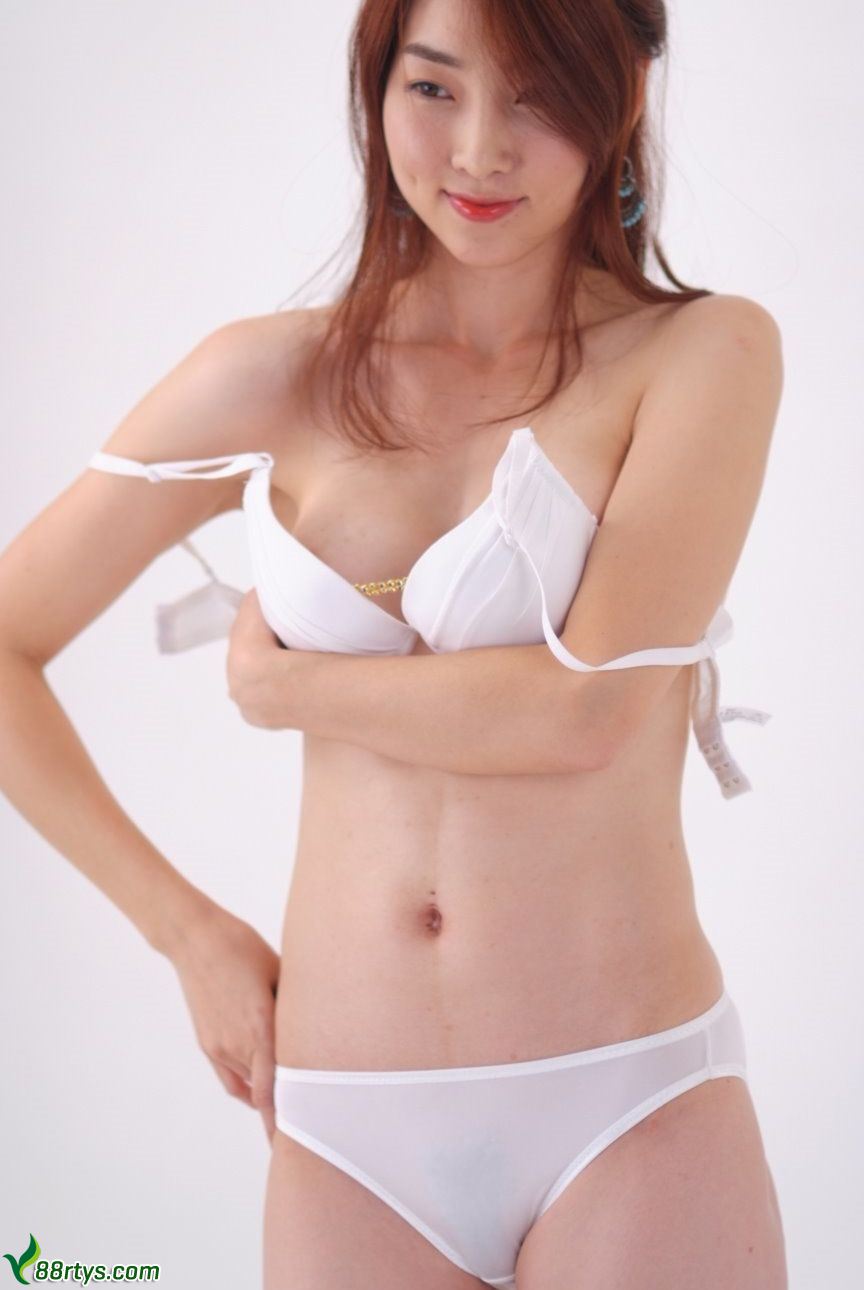 极品美女韩模惠英超大尺度掰穴人体